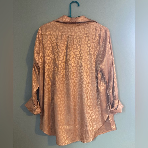 12th Tribe Blouse Long Animal Print Button Down - Picture 2 of 5